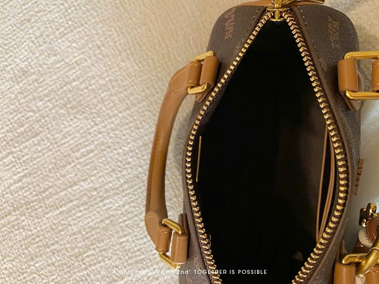 z7376236588782_1bf9a0401993da7ba6a6a940b8057a69