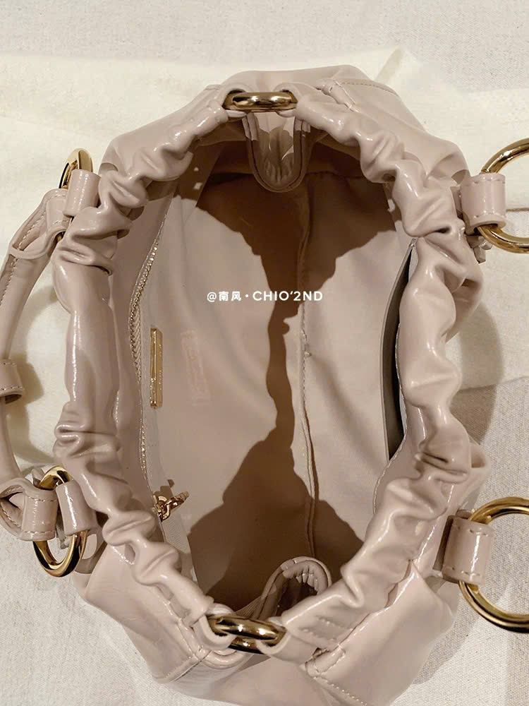 z7483654672930_c81242a6f874cfc08adaa0ade5ab9566